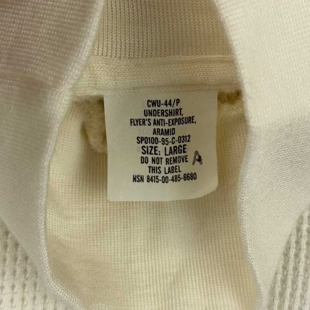 VTG CWU-44/P Undershirt Large Cream Aramid Flyer Anti Exposure Waffle Turtleneck